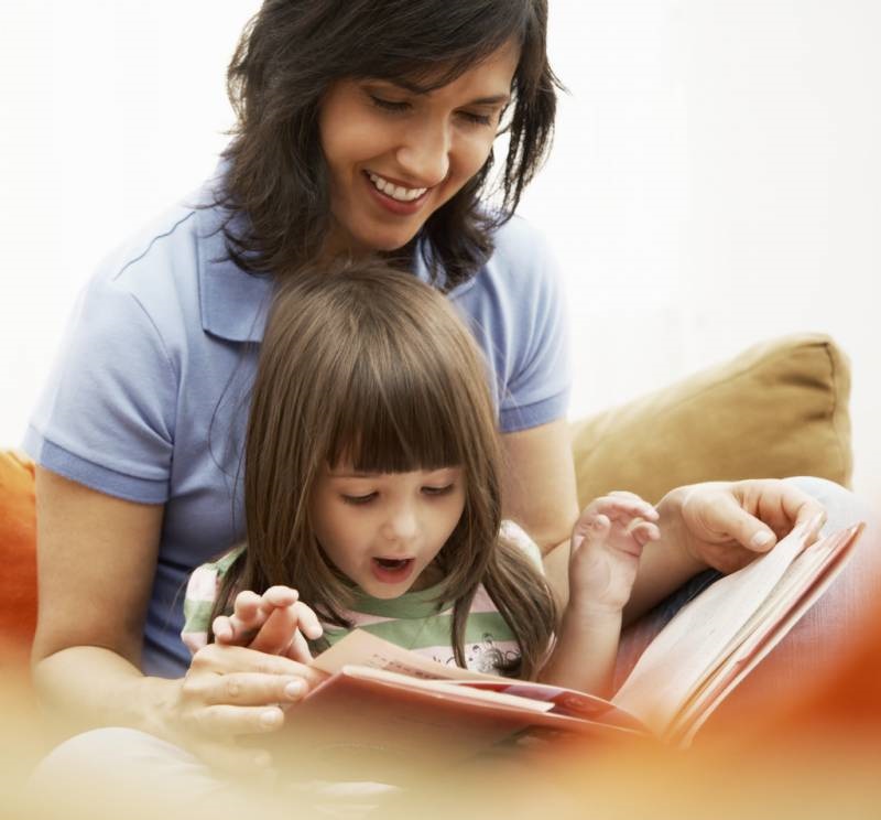 نگهداری واموزش به کودک درمنزل به صورت روزانه